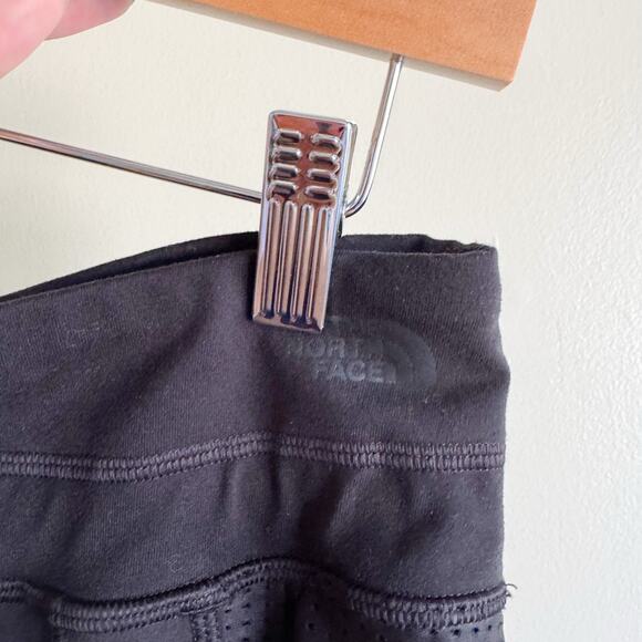 The North Face Black Ruched Skirt - Medium - Picture 3 of 9